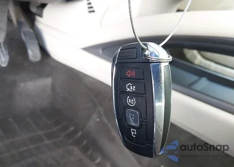 2017 Lincoln Mkz Hybrid Reserve z USA, uszkodzony, nr VIN 3LN6L5MU0HR654841